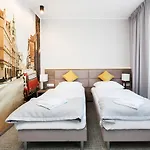 Meet Hotel