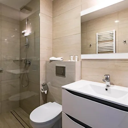 Meet 3* Познань
