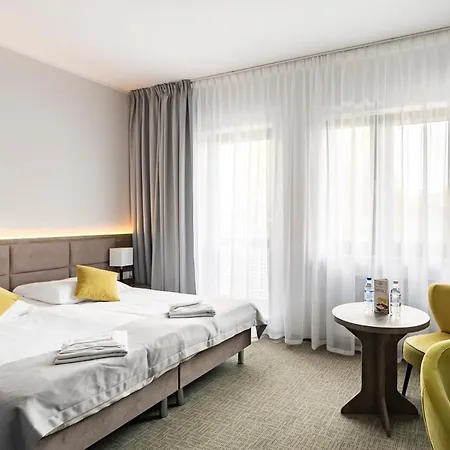 فندق Meet بوزنان