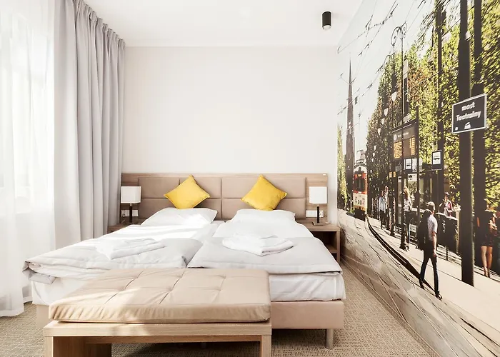 Meet 3* بوزنان