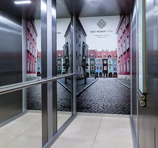 Meet Szálloda Poznań